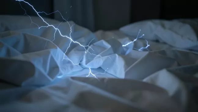 dlaczego pościel się elektryzuje